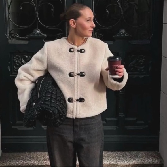 ZARA DOUBLE-FACED TOGGLE JACKET - Picture 4 of 9